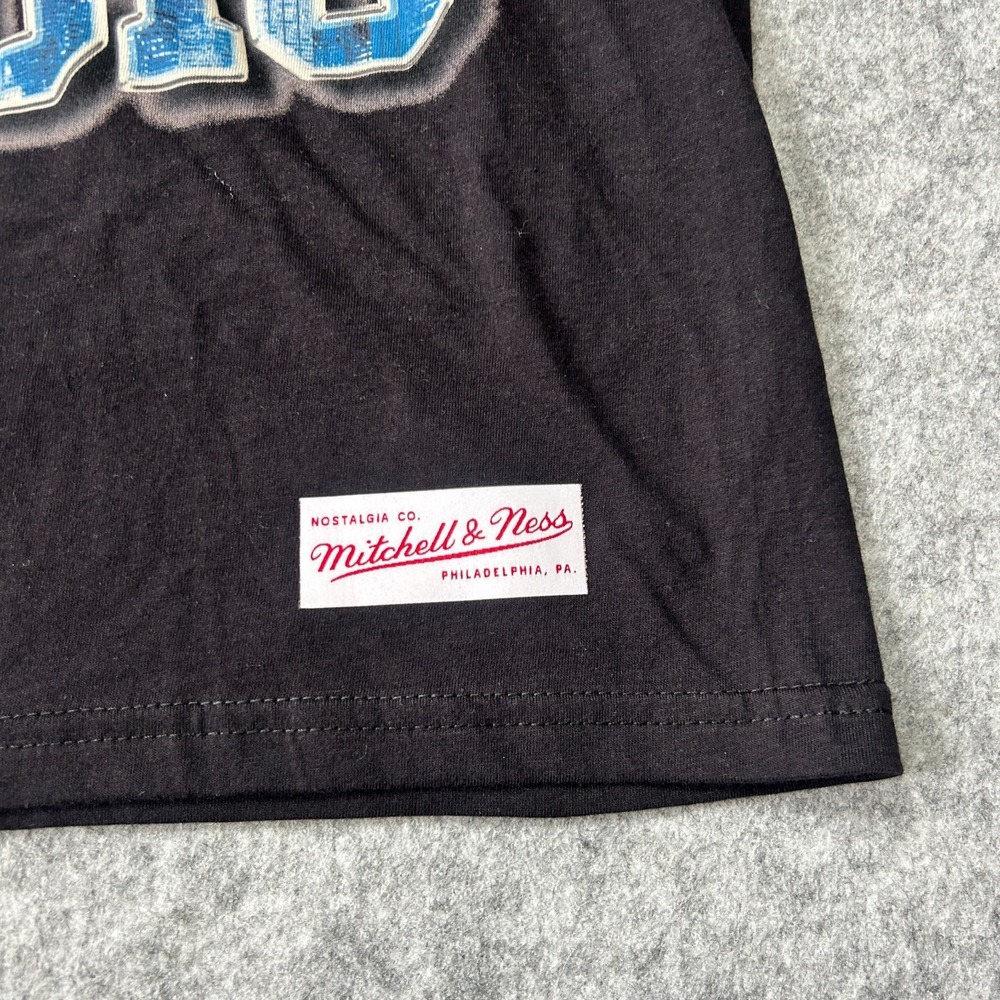 Mitchell & Ness Luka Doncic Short Sleeve T-Shirt Mens Small Lakers Mavs $45 - Picture 4 of 10